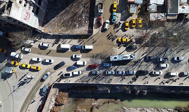 Malatya'da gelişi güzel parklar trafik yoğunluğuna neden oluyor