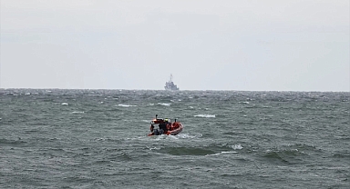 Marmara Denizi'nde Batan 'Batuhan A' Gemisi: Arama Kurtarma Çalışmaları Sürüyor