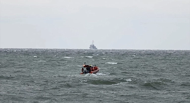 Marmara Denizi'nde Batan 'Batuhan A' Gemisi: Arama Kurtarma Çalışmaları Sürüyor