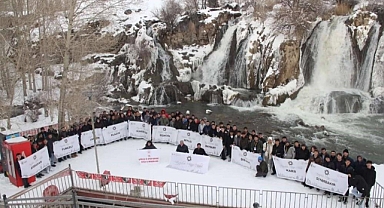 'Maziden Atiye Ahlat' kamp ekibi Bayburt'a döndü