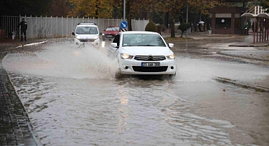 Meteorolojiden o il için kuvvetli yağış uyarısı