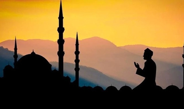 Miraç Kandili: Yükselişin ve İbadetin Mükâfatı