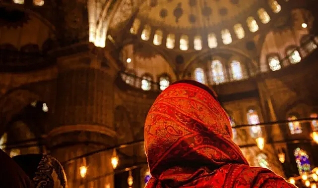 Miraç Kandilinde yollanacak en güzel mesajlar hangileri? Miraç kandilinde en çok okunan dualar hangileri?