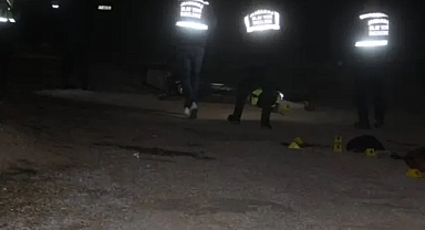 Motosikletle seyir halinde olan 2 arkadaşa kanlı pusu: 2 ölü