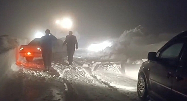 Muş'ta kar 22 kişiyi esir aldı: 3 saatlik zorlu çalışmanın ardından kurtarıldı