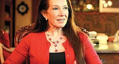 Nermin Bezmen Kimdir? Nerelidir? Kaç Yaşındadır?