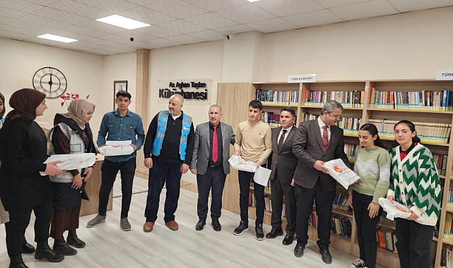 NEVADER'den Ağrı'daki öğrencilere kitap desteği