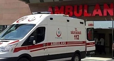 Otomobil tarlaya devrildi: 3 ölü