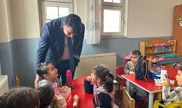 Patnos İlçe  Milli Eğitim Müdürü Mansur Vural Öğrencilerle Bir Araya Geldi