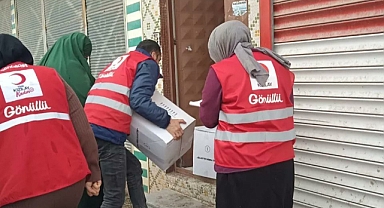 Patnoslu Gönüllüler "Birlikte Güçlüyüz" sloganıyla depremzedelerin yaralarına derman oluyor