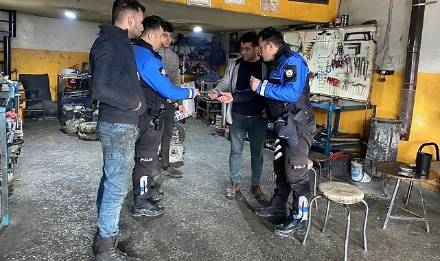 Polisten dolandırıcılara karşı sanayi esnafına uyarı
