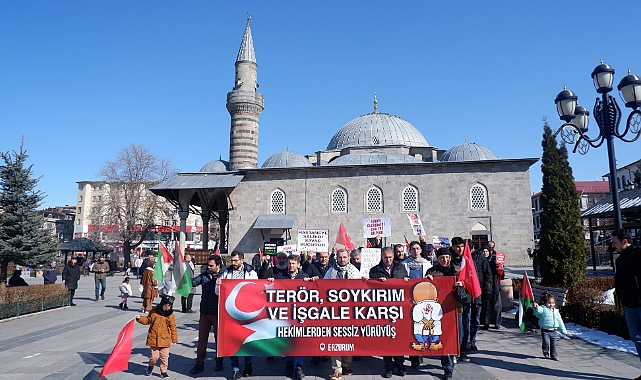 Sağlıkçılar Erzurum’da Gazze için yürüdü