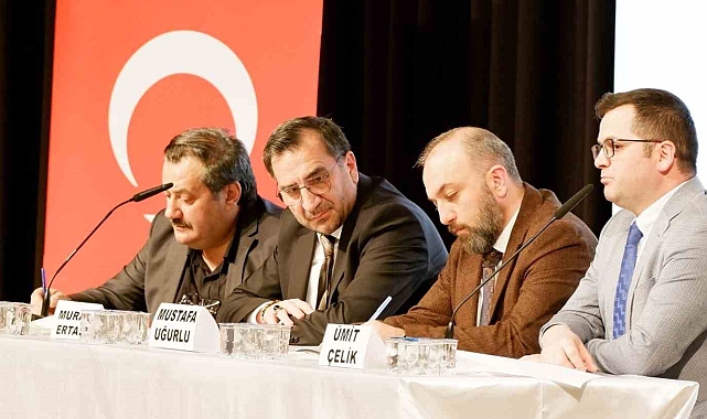 "Sanal dünyanın sarmalında vatan" paneline yoğun ilgi