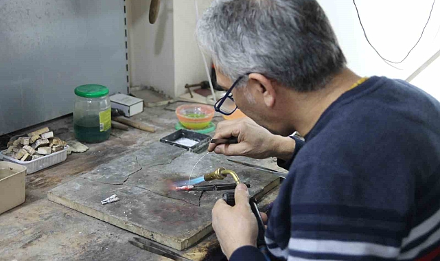 Savatlı gümüş usta ellerde hayat buluyor