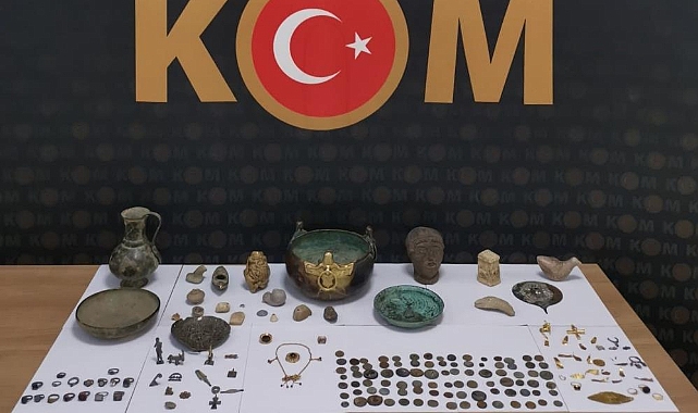 Tarihi eser operasyonu: 182 adet tarihi eser ele geçirildi