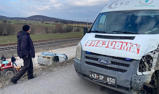 Tavşanlı'da ambulans ile hafif ticari araç çarpıştı: 1 yaralı