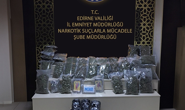 Tırın yakıt deposunda 20 kilo uyuşturucu ele geçirildi