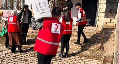 Türk Kızılay Patnos Şubesi ihtiyaç sahiplerine yardım eli uzatmaya devam ediyor