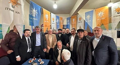 Tutak'ta 150 kişilik Deva Partisi heyeti AK Parti'ye katıldı