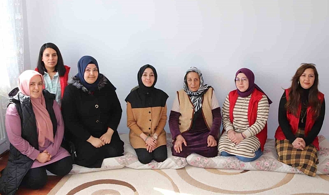 Üzümlü Gençlik Merkezi gönüllülerinden örnek davranış