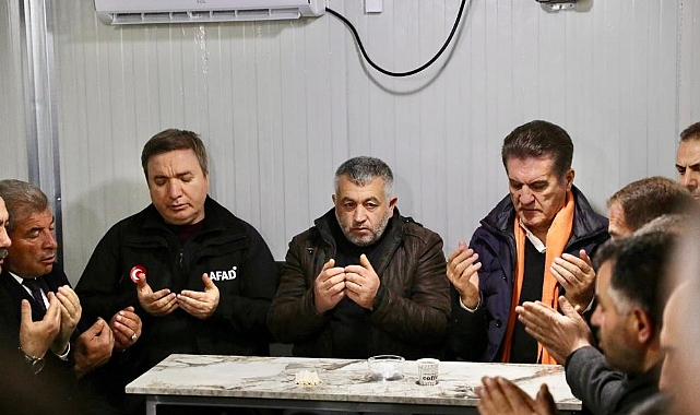 Vali Aydoğdu şehit babasına taziyede bulundu