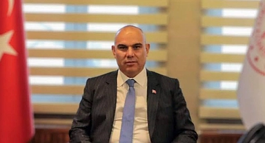 Ağrı Valisi Koç, “Asrın Felaketinde” hayatını kaybedenler için başsağlığı mesajı yayınladı