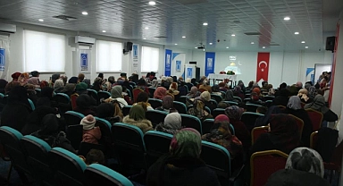 Van'da depremde hayatını kaybedenler için  ‘Miraç Kandili’ programı