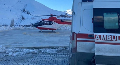Van'da kalp krizi geçiren 79 yaşındaki hasta için helikopter havalandı