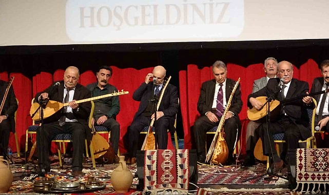 Van'da 'Aşıklar Şenliği' düzenlendi