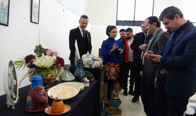 Van'da seramik ve çini sergisi