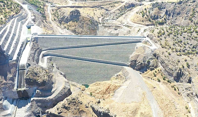 Yoncalı Barajı tünelinde ışığa 1 kilometre kaldı