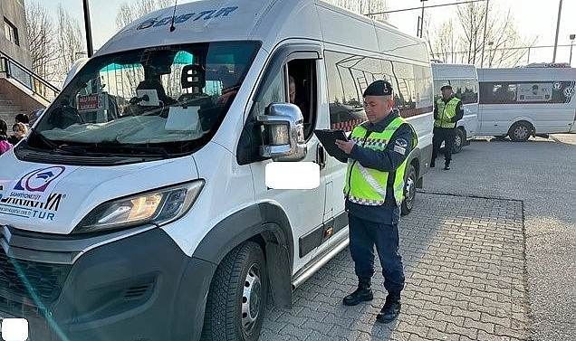 104 okul servisi jandarma ekiplerince denetlendi