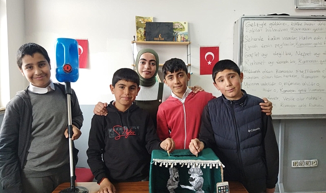 Ağrı'da atık malzemeler öğrencilerin ellerinde değerleniyor