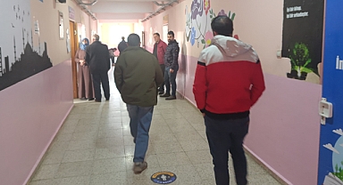 Ağrı'da oy verme işlemi başladı