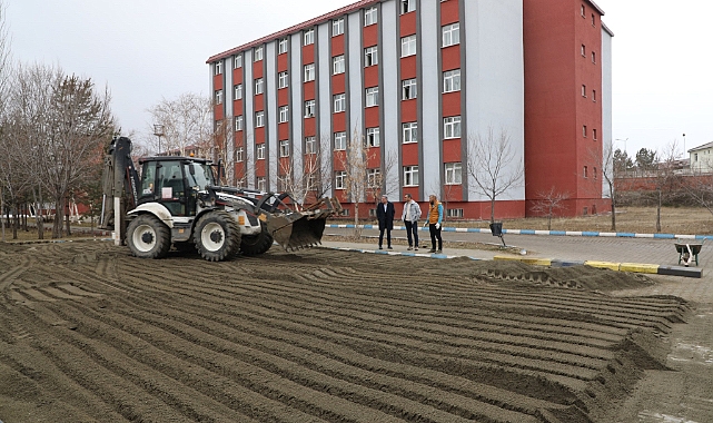Ağrı’da “Plaj Voleybolu” sahası için çalışmalar başladı