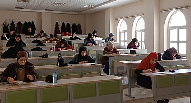 Ağrı’da “Umre Ödüllü” bilgi yarışması düzenlendi