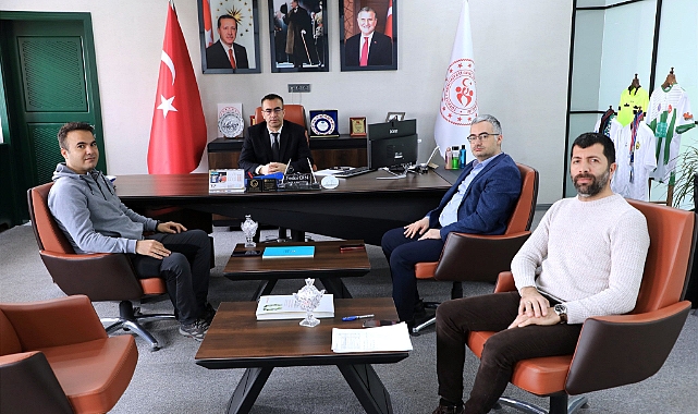 Ağrı'da "Yamaç Paraşütü Pilot" istişare toplantısı yapıldı