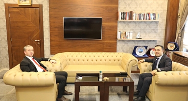 Ağrı’daki göçmen öğrencilerin eğitimi için iş birliği yapıldı