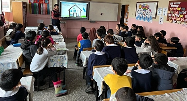 Ağrı’daki öğrencilere “suyun yolculuğu ve önemi” anlatıldı