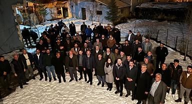 Ağrı’nın önde gelen ailelerinden Dem Parti’ye destek