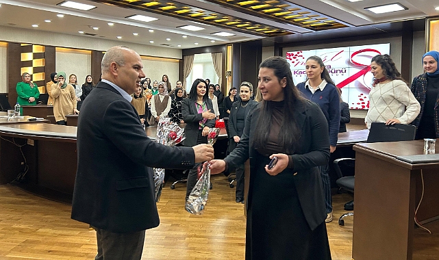 Ağrı Valisi Mustafa Koç'un 8 Mart Dünya Kadınlar Günü Kutlamaları ve Ziyaretleri