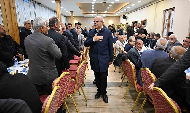 AK Parti Malatya Büyükşehir Adayı Sami Er: "Kimsenin endişesi olmasın planlanan tüm konutlarımız yapılıyor"