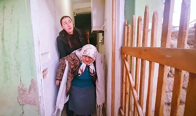 Aliye Nine'den Vali Çiftçi'ye iadeiziyaret