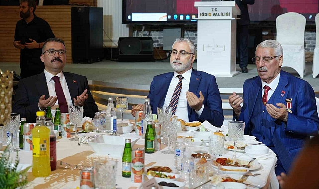 Bakan Işıkhan şehit aileleri ve gazilerle iftarda buluştu