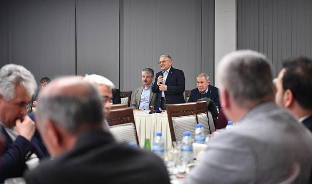 Başkan Büyükkılıç, meclis üyeleriyle bir araya geldi