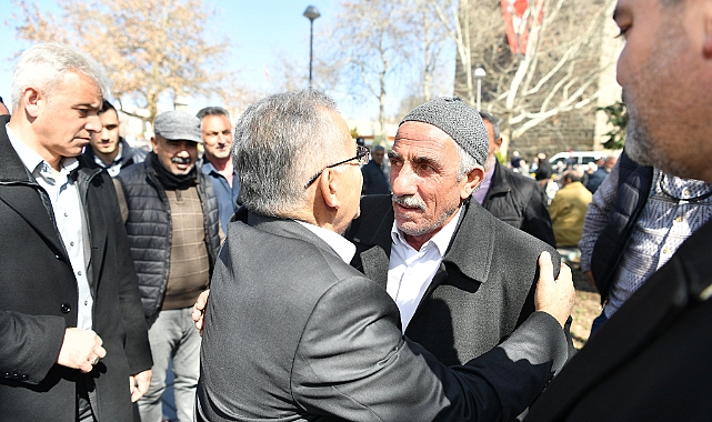 Başkan Büyükkılıç’tan çarşı esnafına ziyaret