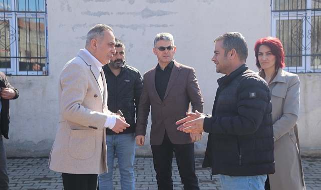 Başkan Karadoğan, Ağrı Belediyesi’ne bağlı müdürlükleri ziyaret etti
