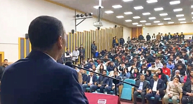 Belediye Başkan Adayı Aydın Ağrılı gençlerle buluştu