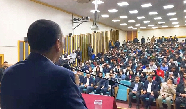 Belediye Başkan Adayı Aydın Ağrılı gençlerle buluştu