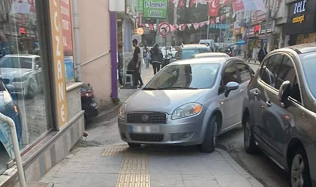 Bilecik'te duyarsız sürücü 'pes' dedirtti! Böyle park mı olur?